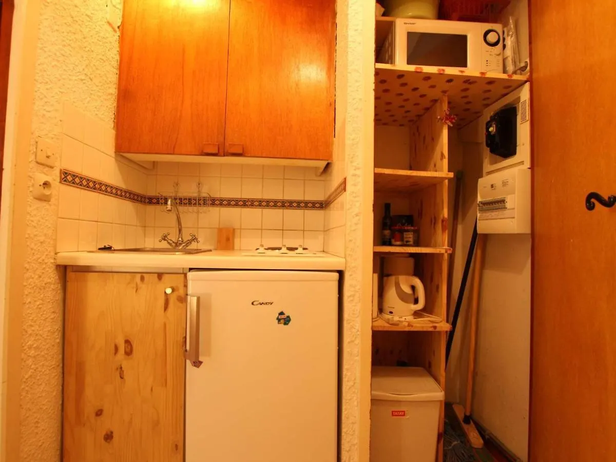 Studio Saint-Chaffrey , 1 pièce, 2 personnes - FR-1-330E-63 Appartement