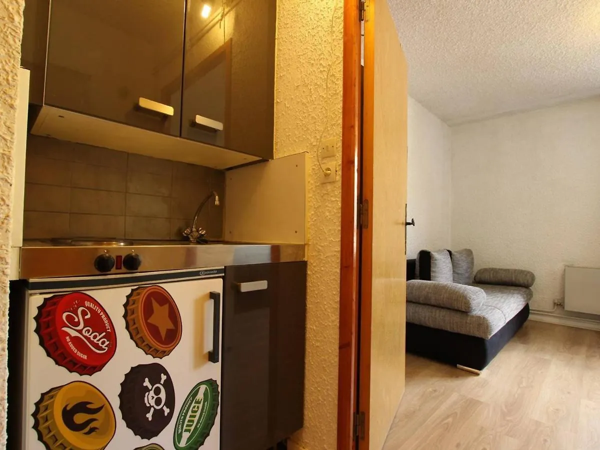 Studio Saint-Chaffrey , 1 pièce, 2 personnes - FR-1-330E-63 France