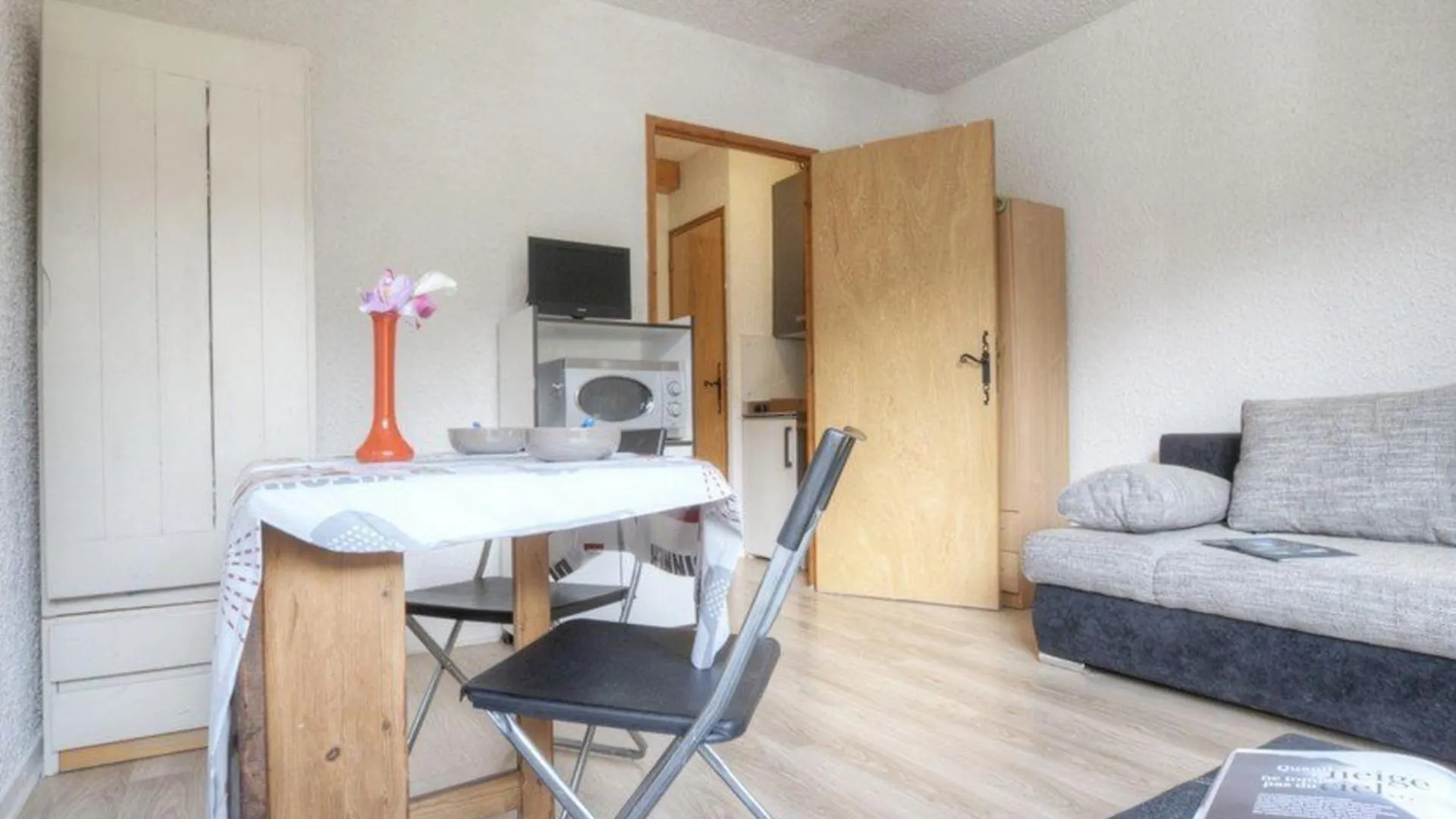 Studio Saint-Chaffrey , 1 pièce, 2 personnes - FR-1-330E-63 Appartement